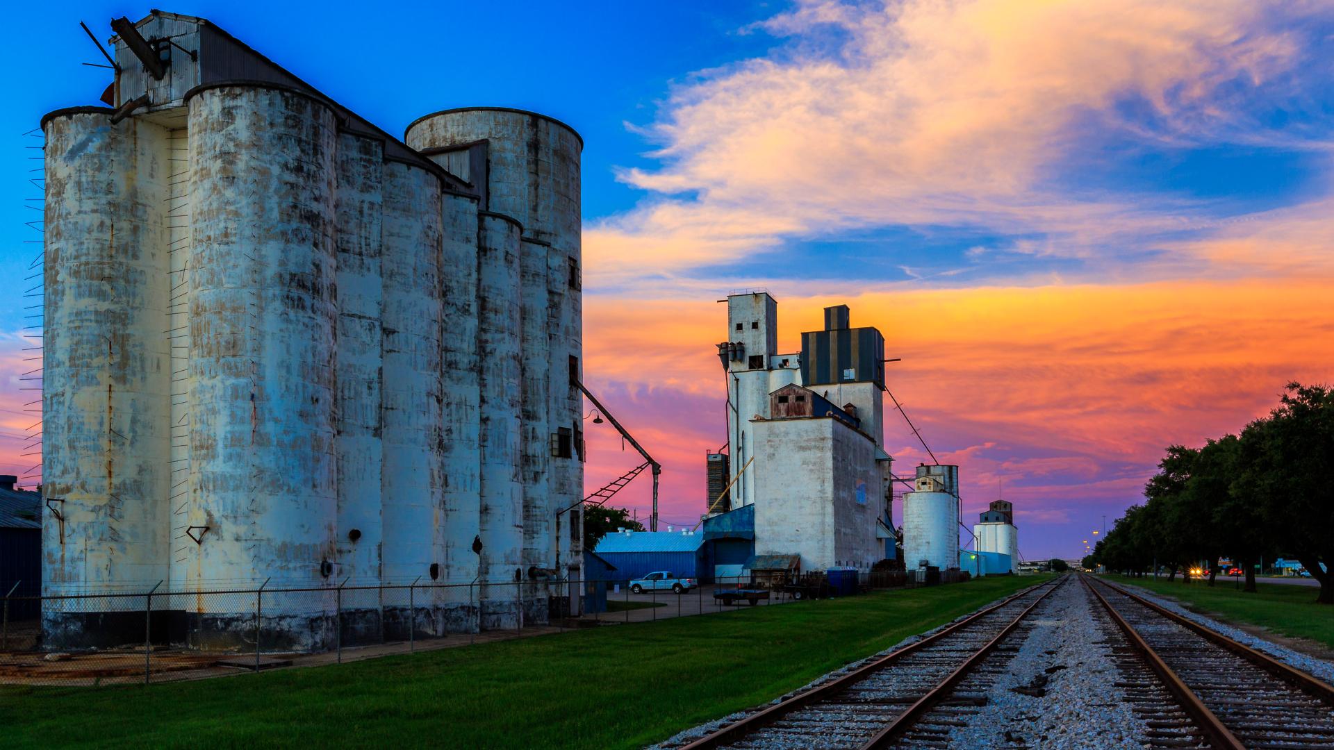 Rice driers in Katy, Texas